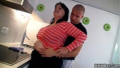 He fucks fat girlfriend from behind on the scullery